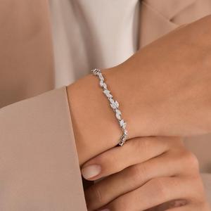 Bracelet tennis en argent 925 avec grappe de moissanite taille marquise, finition blanche, bijoux fins, cadeau de mode pour femme, chaîne de poignet - Product Image 1