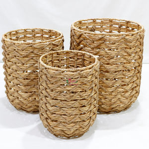 Eco-Friendly Wicker Water hyacinth Round Bin, Rustic Open <b>Weave</b> Texture For Home Decor and Organizing - Product Image 2