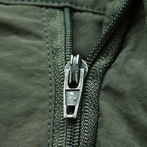 กางเกงคาร์โก้ผู้ชายสุดเทรนดี้ ดีไซน์เองได้ หลายกระเป๋า สไตล์ลำลองรักษ์โลก สำหรับใส่เที่ยวข้างนอก ลุคสตรีทแวร์ ผ้าวอช - Product Image 3