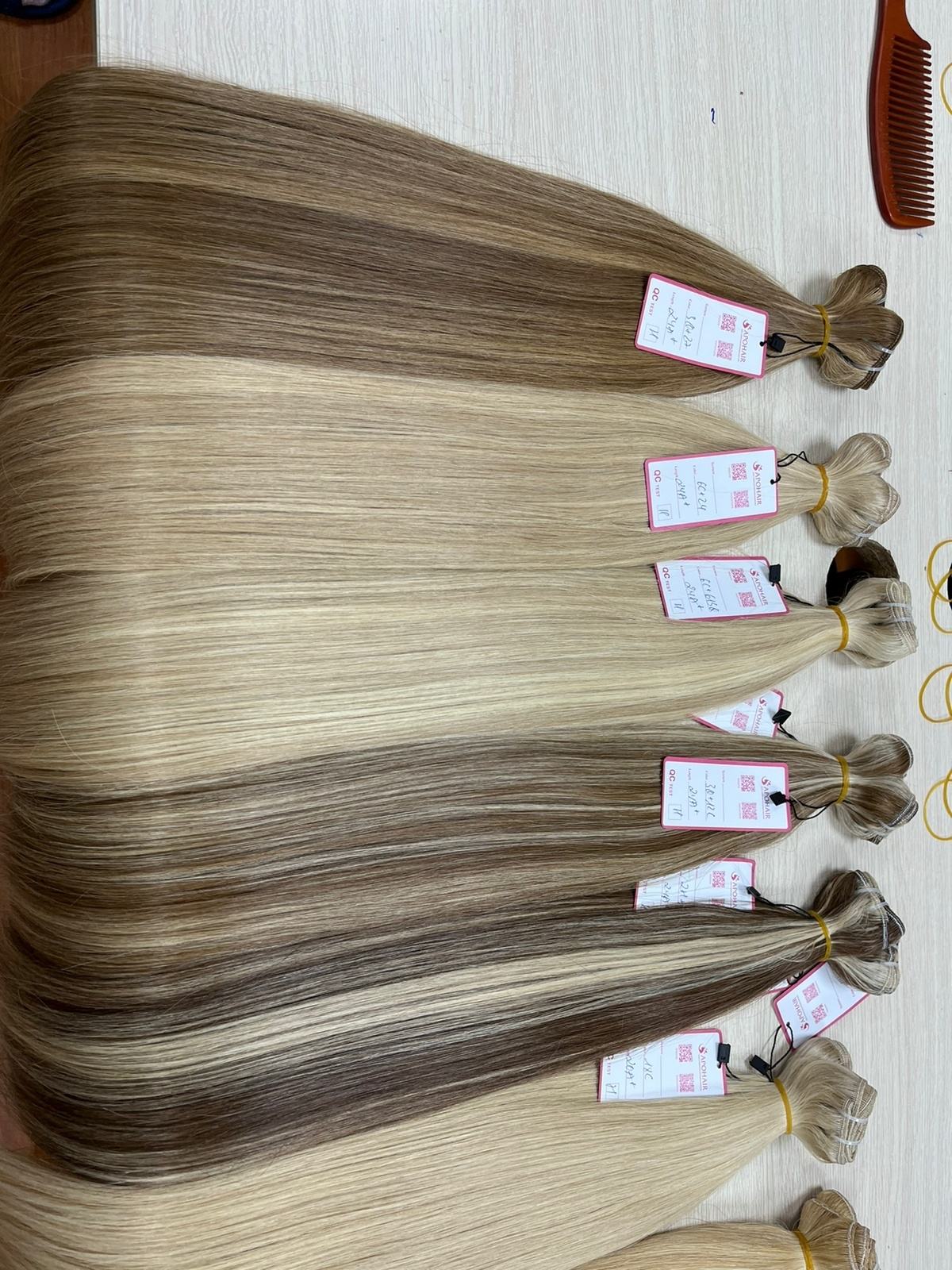 สีเหลือง