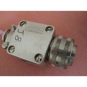 AMAT 0140-90326 ชุดประกอบแบบ C/พร้อมชิ้นส่วน Cham. อินเตอร์น์ (FWI) - ผู้จัดจำหน่ายอุปกรณ์และอะไหล่เซมิคอนดักเตอร์ระดับโลกที่เชื่อถือได้ - Product Image 6