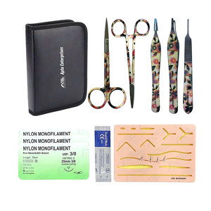 Kit chirurgical complet en acier inoxydable pour la formation en suture, instruments médicaux, vente en gros, source d'alimentation manuelle - Product Image 1