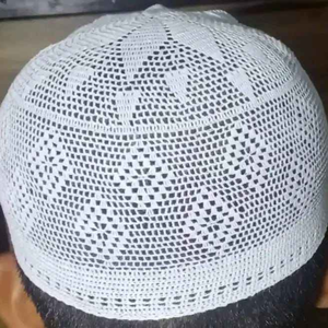Gorro Kufi de Alta Calidad para Oración Musulmana, Tejido a Mano, 100% Algodón, Transpirable y Ajustable, para Hombres, Bangladesh - Product Image 1