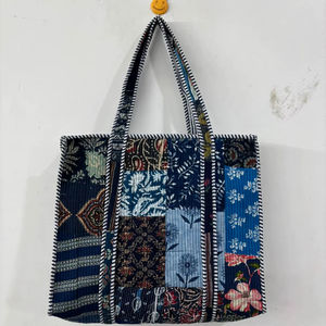 Sac fourre-tout matelassé en coton imprimé floral fait main, sac fourre-tout matelassé en coton vintage imprimé floral fait main pour femme, écologique - Product Image 1