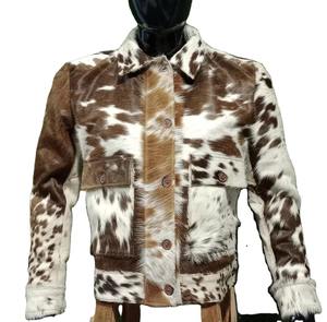 Chaqueta de cuero de vaca de alta gama para hombre, estilo camionero, con pelo auténtico de vaca, color marrón oscuro y con manchas blancas. - Product Image 3