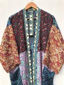 ชุดคลุมกิโมโนแบบยาว ผ้าปะติดปะต่อ ใช้คลุมบิกินี่ ชุดนอน ชุดคลุมยาว ทำมือ สไตล์อินเดีย วินเทจ ผ้าไหมซารีรีไซเคิล - Product Image 2