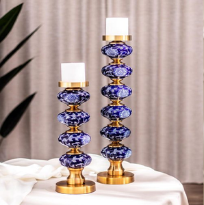 Elegante soporte para figuritas de caballo en oro con un cilindro de vidrio transparente para velas de té. Disponible a precios de mayorista. - Product Image 3