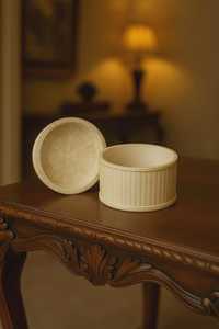 Boîte à bijoux artistique abstraite en os incrusté, organisateur de rangement artisanal haut de gamme avec motif élégant noir et blanc pour un style luxueux - Product Image 3