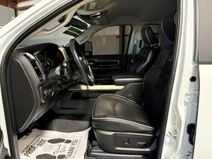 RAM 2500 Crew Cab Cummins 4x4 Usada del 2023 - Product Image 6