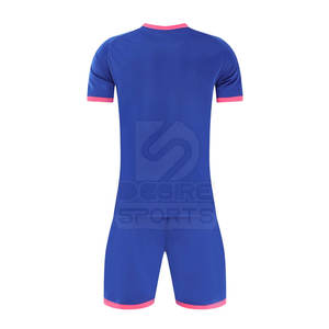 Derniers modèles de vêtements de sport, uniformes de football, impression personnalisée, uniforme de football uni - Product Image 2
