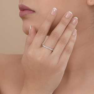 Meilleures ventes Or blanc 18 carats 0,60 ct. Bague Éternité Vintage en Diamant de Laboratoire Plaqué Rhodium Certifiée IGI pour les Occasions Festives - Product Image 2