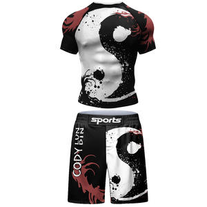 Ensembles de rashguards à manches courtes personnalisés en polyester et élasthanne extensibles pour MMA et BJJ avec votre propre logo - Product Image 5