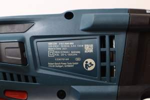 Marteau perforateur professionnel GBH 220 avec mandrin SDS-PLUS, moteur 720 W, énergie d'impact 2,0 J, diamètre de perçage efficace du béton 30 mm - Product Image 4