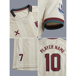 Camiseta de Fútbol Retro Personalizada para Hombre, 100% Poliéster, Marca Privada OEM, Uniforme Deportivo - Product Image 4