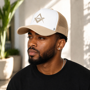 Gorra de Béisbol Unisex Beige y Blanca con Diseño Masónico Griego, para Hermandades, Fraternidades y Sororidades - Product Image 5