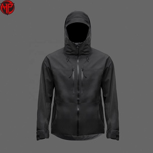 Chaqueta Softshell Impermeable, Transpirable y Cortavientos con Capucha y Logotipo Frontal, Diseño de Moda Formal de Invierno Unisex, en Oferta - Product Image 1