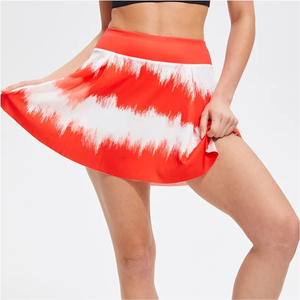 Jupe mini trapèze tie-dye rouge et blanc pour femme, taille élastique, style sportif respirant, tissu satiné, collection été 2026 - Product Image 1