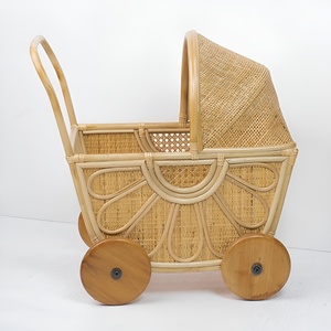 Cochecito de muñecas de ratán hecho a mano para niños, carrito de juguete a precio económico. - Product Image 6