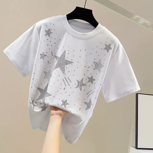 Camiseta de hombre con pedrería, estilo moderno y personalizado, OEM, con cristales brillantes, estilo urbano, informal, de algodón, para fiestas, fabricante de moda. - Product Image 3