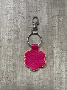 Porte-clés artisanaux abordables avec broderie, magnifiques accessoires de sac pour un usage quotidien, les fêtes, les événements et les cadeaux - Product Image 4
