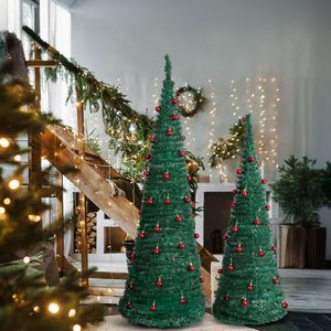Set di 2 Alberi di Natale Artificiali (180 cm e 150 cm) con Decorazioni Rosse per Casa/Ufficio - Materiale Ecologico Verde - Product Image 3