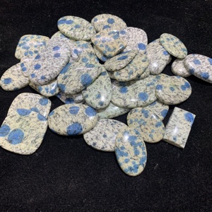 พลอยหลวมธรรมชาติที่ได้รับการรับรองจาก Rida K2จุดสีขาวและน้ำเงิน - Product Image 5