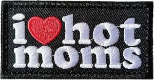 Patch brodé thermocollant rectangulaire 5518 Designs, motif flamme, lune, ciel nocturne, base verte - Product Image 4