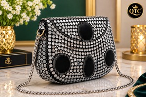 Mini sac noir en strass avec chaîne, pochette de soirée faite à la main, petite pochette à rabat, doublure en velours pour fête et mariage - Product Image 3