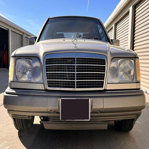 1995 Mercedes-Benz E-300D Sedán: Venta al por mayor de coches usados - Product Image 1