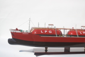 Maqueta de Barco Comercial de Madera Hecha a Mano - Réplica a Escala de Buque Cisterna de Carga, Decoración de Escritorio de Oficina, Oceanus 09 Cisterna de GLP - Product Image 5