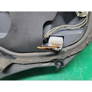 ไฟท้ายมือสองของรถยนต์อีควัส ซ้าย รุ่น 924013N000 - Product Image 5