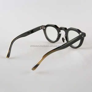 แว่นตาเขาควายทำด้วยมือดีไซน์ใหม่วัสดุอินทรีย์เป็นมิตรกับสิ่งแวดล้อมสีปรับแต่งได้ทันสมัยคลาสสิกพรีเมี่ยม - Product Image 4