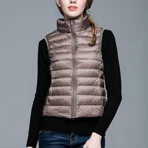 Women's Lightweight <b>Packable</b> Hooded Winter Quilted Puffer <b>Jacket</b> Detachable Sleeves Hat Zipper Closure Waterproof Wool - Product Image 3
