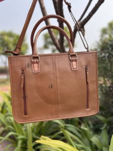 Sac fourre-tout en cuir véritable, nouveau design, sculpté à la main, grande taille, style bohème vintage, sac à bandoulière élégant fait main - Product Image 3