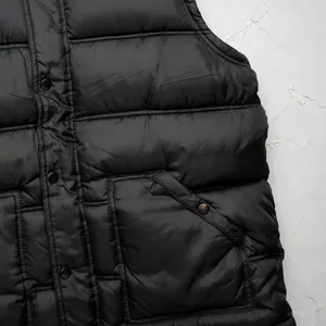 Chaleco acolchado con capucha negro para hombre |   Chaleco acolchado sin mangas - Product Image 6