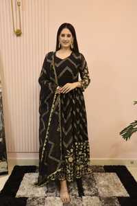 Vestido Anarkali Negro Bordado de Manga Larga con Dupatta, Vestido de Fiesta y Boda para Mujer, Reversible, Sin Arrugas, en Stock 314 - Product Image 1