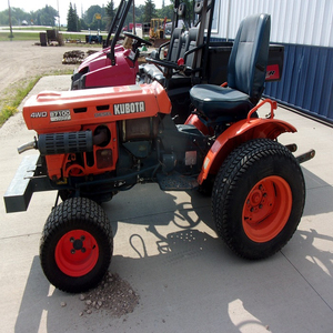 Mini-tracteur d'origine pour tracteur à roues B700 150 CV avec composants moteur et roulement, neufs et d'occasion - Product Image 4
