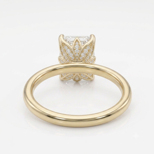 Anillo de Mujer LILABA ENTERPRISE de Oro Amarillo de 18K con Corte Radiante Estilo Tulipán y Diamante de Laboratorio, Certificado IGI, Claridad F VVS2, para Uso Diario - Product Image 2