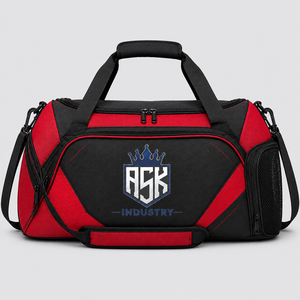 Bolsa de equipo de fútbol personalizada con compartimentos espaciosos, tela resistente, correas ajustables y diseños personalizados del equipo. - Product Image 3