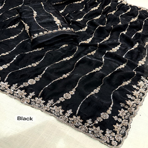 Sari de Seda Satinado Tradicional de Lujo, Hecho a Mano, con Cuentas y Lentejuelas, Bordado de Diseñador, para Mujer, para Fiestas de Diwali - Product Image 1