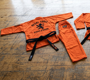 Uniforme de Karate Regal Three Orange para Adultos Unisex, 100% Algodón, Uniformes de Karate, Ropa de Artes Marciales, Corte Regular, Uniforme de Judo Estampado - Product Image 5