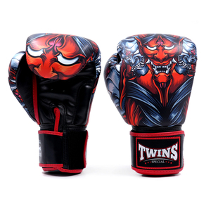 ถุงมือชกมวยคู่ฝึกซ้อมคุณภาพสูง ดีไซน์ใหม่ สำหรับผู้ใหญ่ หนังวัวแท้ สำหรับมวยไทย - Product Image 1