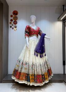 Lehenga Choli traditionnel indien pakistanais pour femmes, brodé, longueur au sol, coupe ample, vêtements de mariage, coton extensible - Product Image 3