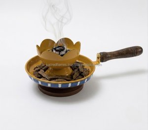 Vintage Hand Painted Metal Bakhoor Charcoal <b>Burner</b> Lotus Cup Wooden Handle Incense Holder Meditation Spa Decor Wholesale - Product Image 3