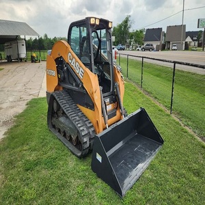 Cargadora compacta con dirección deslizante a precio económico para contratistas que buscan equipos productivos para proyectos de paisajismo y construcción - Product Image 5