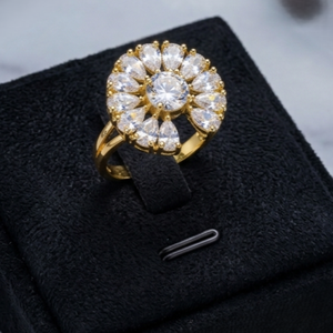 Luxury Gold Plated Floral <b>Ring</b> with Round Cut Cubic Zirconia, Vintage Flower Cluster <b>Statement</b> <b>Ring</b> for Women Jewelry Gift - Product Image 1