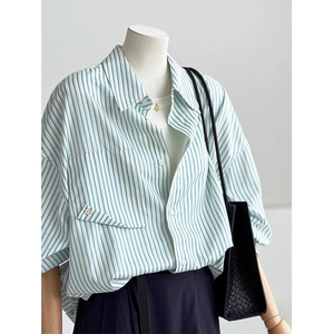 Blusa Oversize Personalizada para Mujer, Camisa de Algodón Premium, Corte Holgado, Estilo Casual, Suministro de Fábrica OEM ODM - Product Image 2