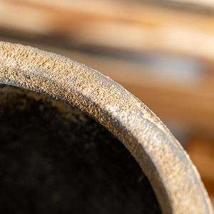 Chậu cây bê tông bền với bề mặt hữu cơ tăng thêm sự ấm áp và quyến rũ cho bất kỳ không gian tối giản hoặc Mộc mạc nào - Product Image 6