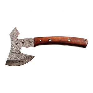 Hache en acier de Damas faite à la main, tête en acier à motifs, avec manche en bois dur robuste, hache en acier de Damas personnalisée. Hache viking, hache de chasse - Product Image 1