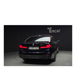 BMW Serie 5 523d M Sport 2023, Volante a la Izquierda, Diésel, Caja de Cambios Automática, 46,244 km - Product Image 4